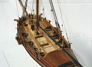 _BERMUDA_SLOOP_45.jpg