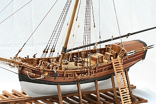 _BERMUDA_SLOOP_74.jpg