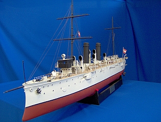 protected cruiser SMS ZENTA_06