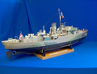 WW2: HMCS SNOWBERRY corvette 05.jpg