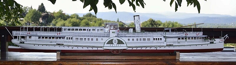 Petőfi paddle steamer